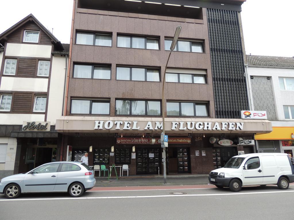Hotel Am Flughafen Köln Exteriör bild